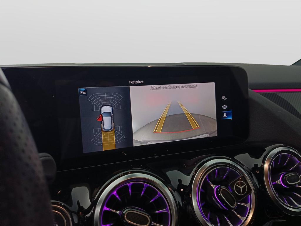Mercedes GLA 180 d Premium auto