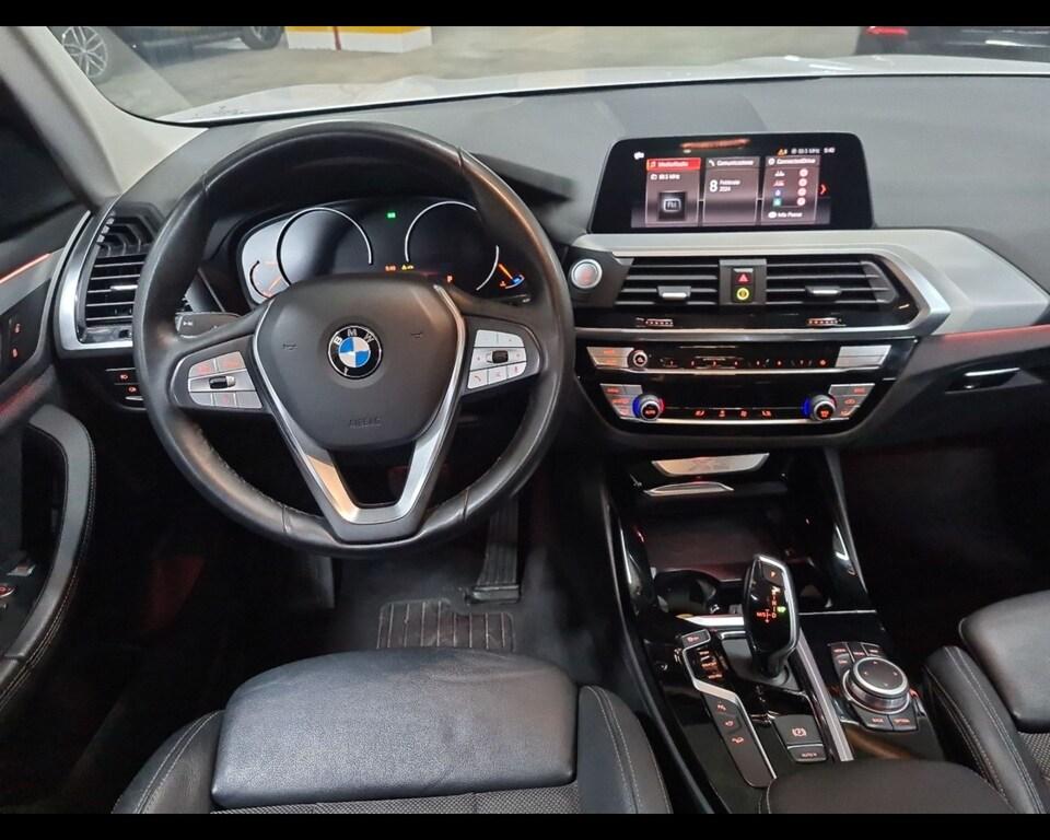 BMW X3 xdrive20d mhev 48V xLine auto