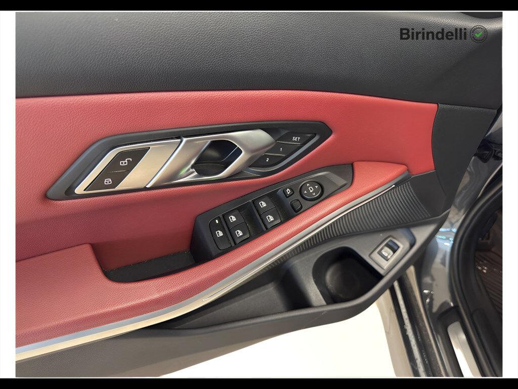 BMW Serie 3 320d Touring mhev 48V xdrive Luxury auto