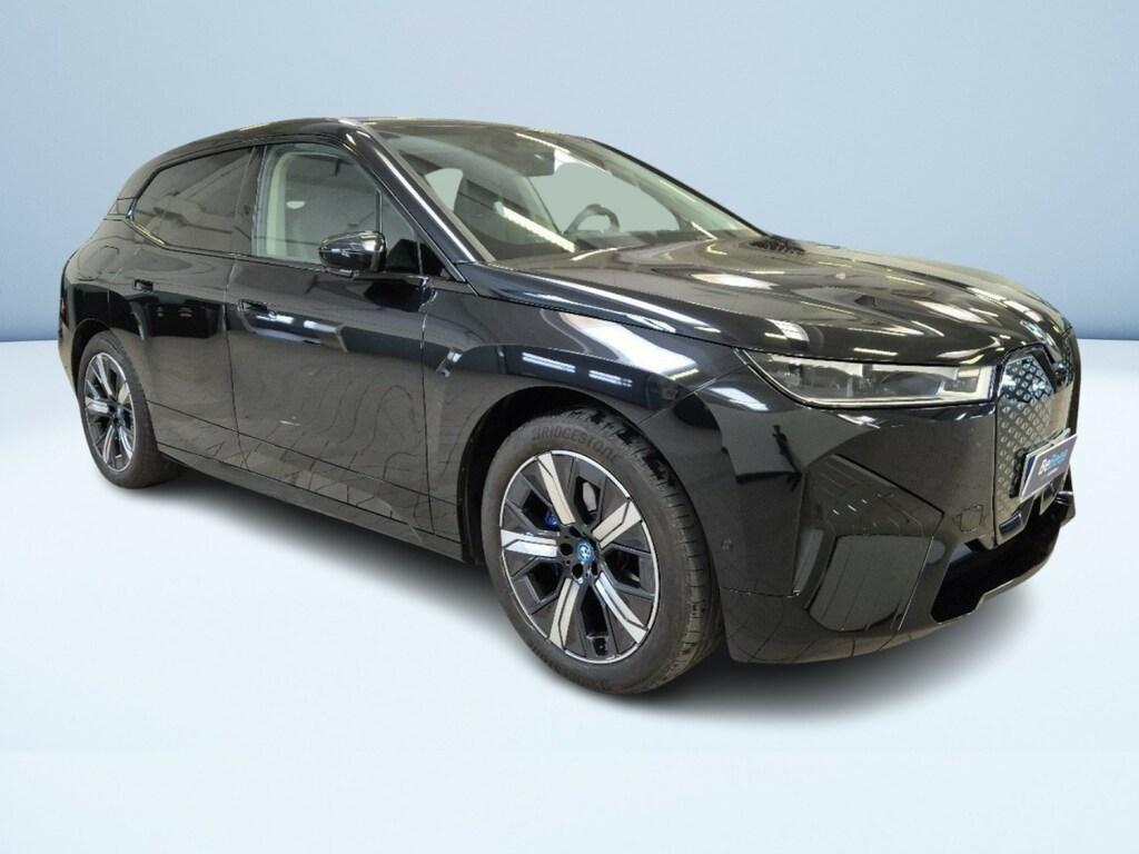 BMW iX xdrive50 pacchetto sportivo