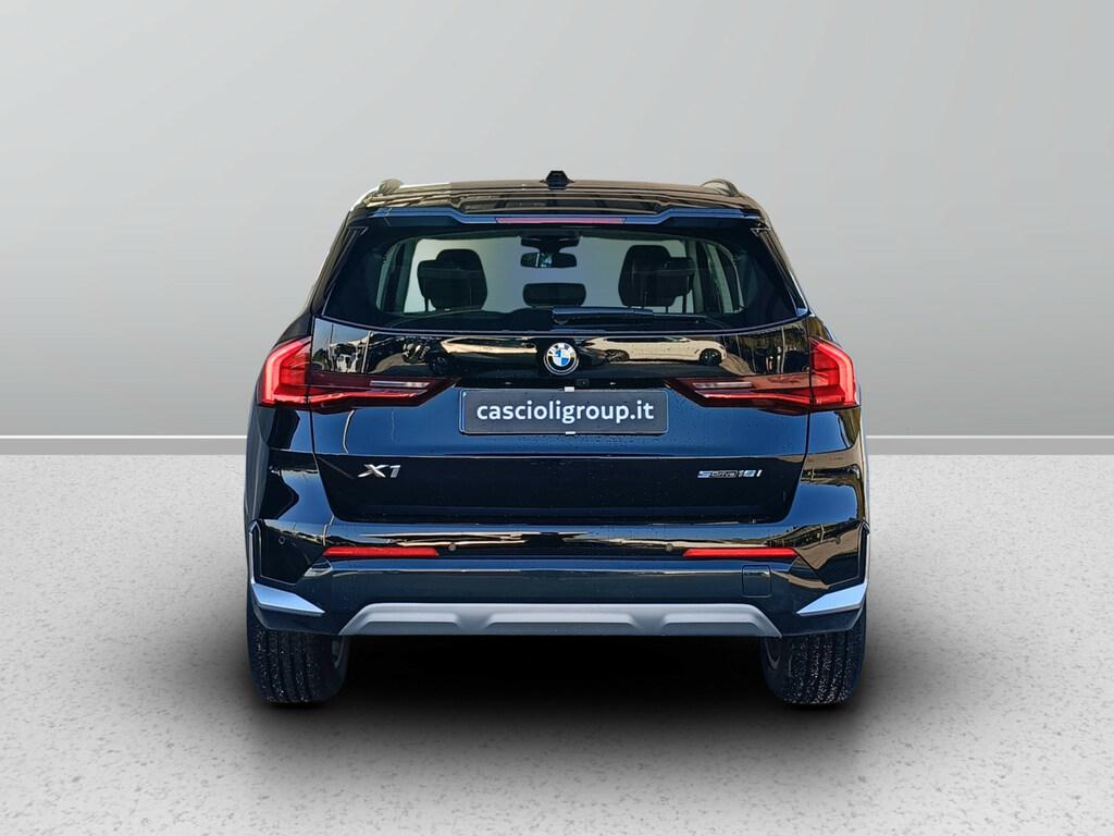 BMW X1 sdrive18i X-Line auto