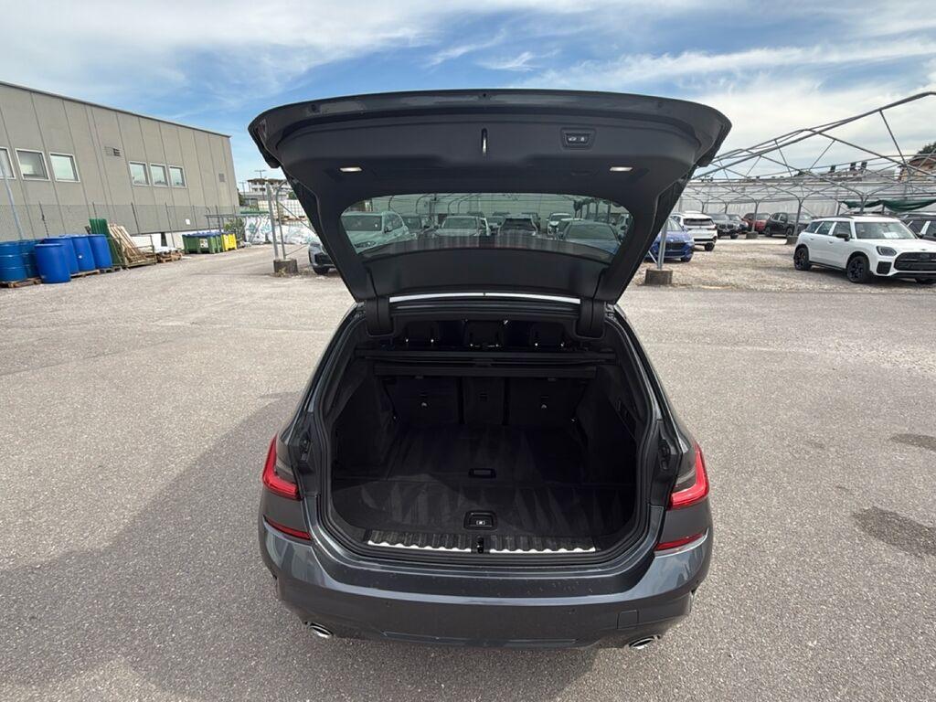 BMW Serie 3 320d Touring mhev 48V Msport auto