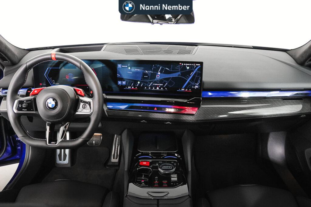 BMW M5 4.4 727cv auto