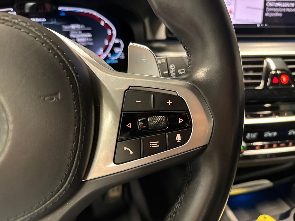 BMW Serie 5 530e Touring xdrive Msport auto