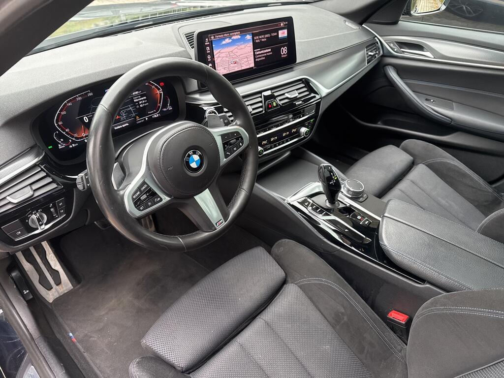 BMW Serie 5 520d Touring mhev 48V xdrive Msport auto