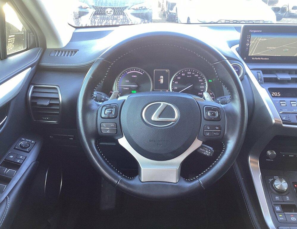 Lexus NX 300 h 2.5 Premium 4wd cvt