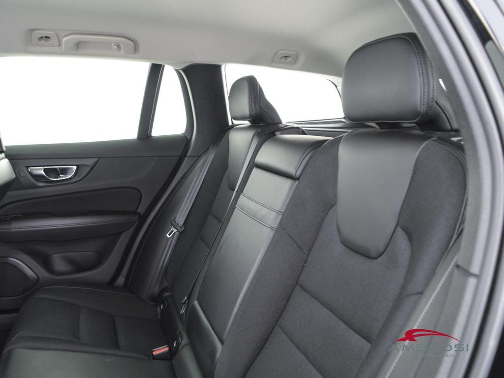 Volvo V60 2.0 D3 R-design geartronic my20
