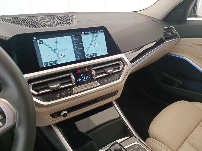 BMW Serie 3 320d Touring mhev 48V Luxury auto