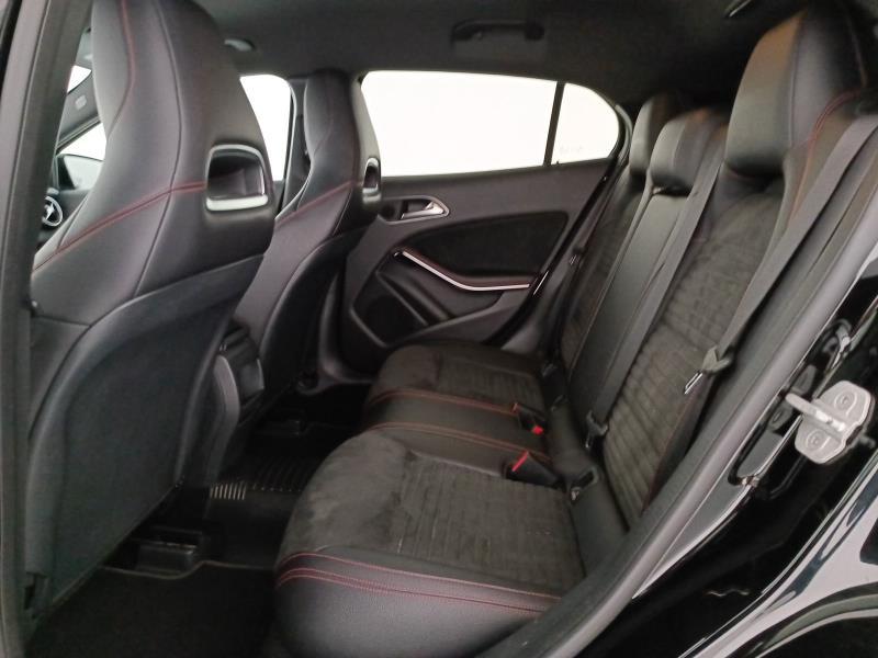 Mercedes GLA 200 d (cdi) Premium 4matic auto