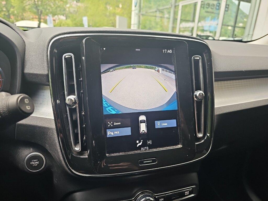 Volvo XC40 2.0 D4 Momentum Pro awd geartronic my21