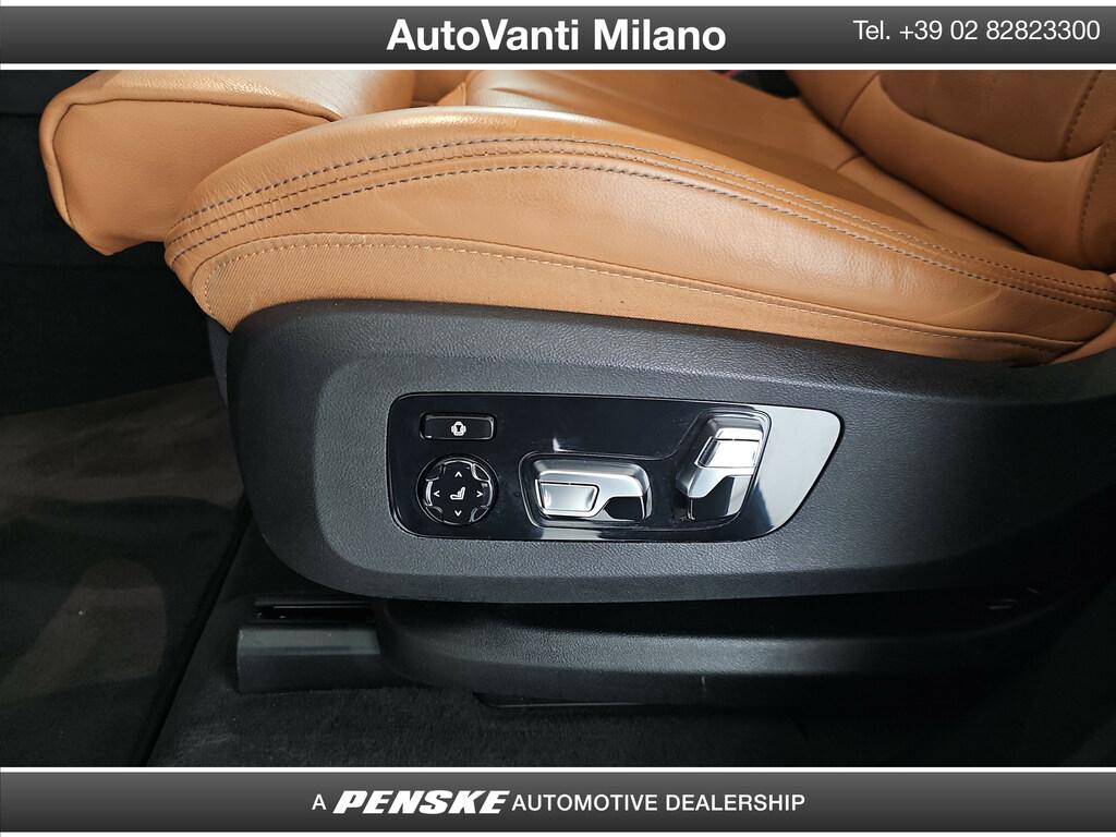 BMW X5 xdrive30d mhev 48V xLine auto