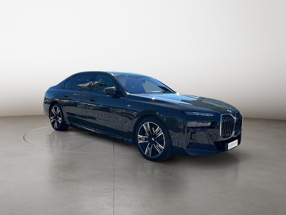 BMW Serie 7 i7 xdrive60 Msport