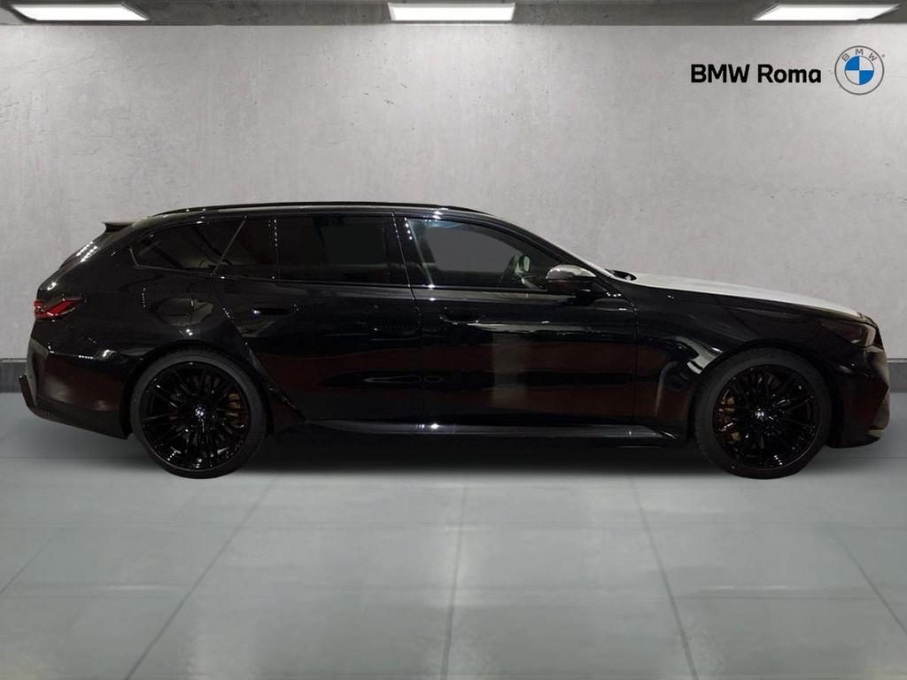 BMW M5 Touring 4.4 727cv auto