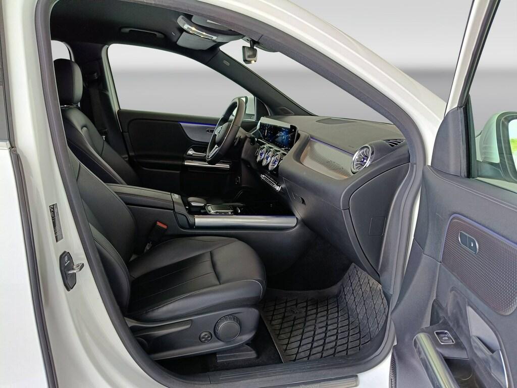 Mercedes EQA 300 Sport 4matic