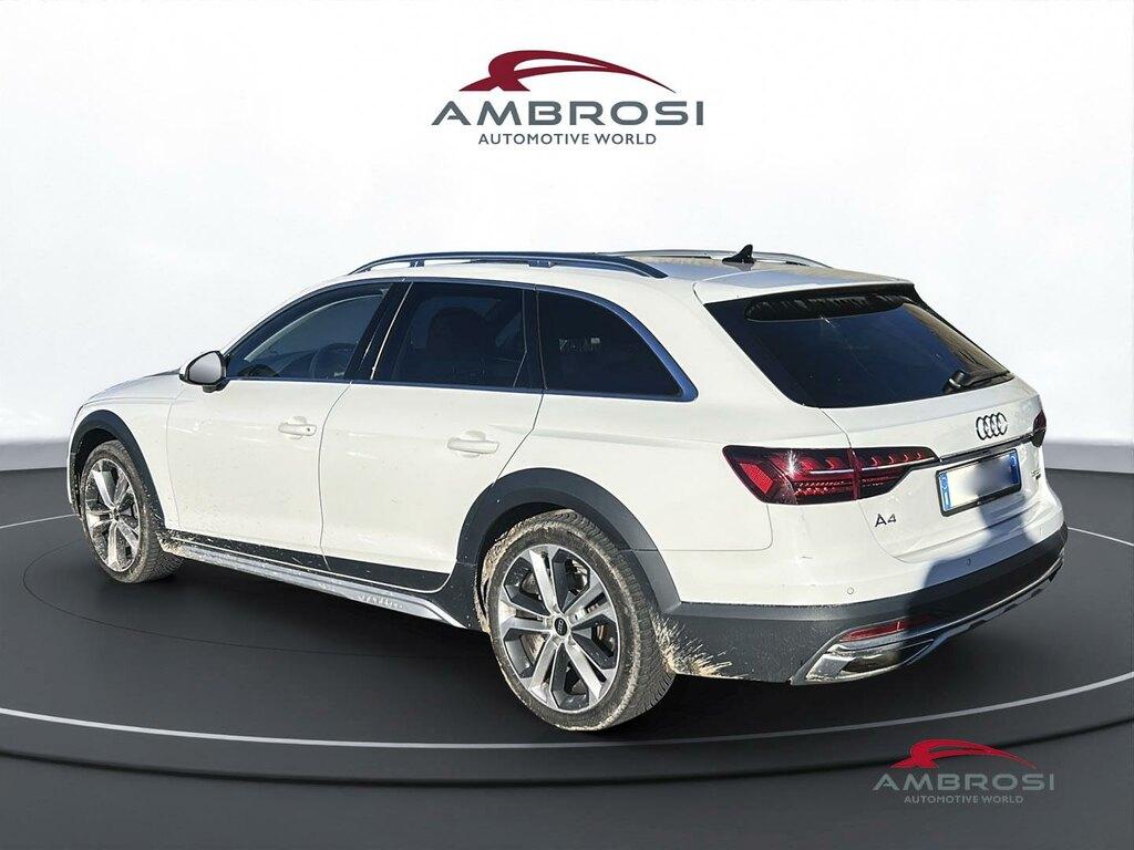 Audi A4 Allroad 40 2.0 tdi mhev Identity Contrast quattro 204cv s-tronic
