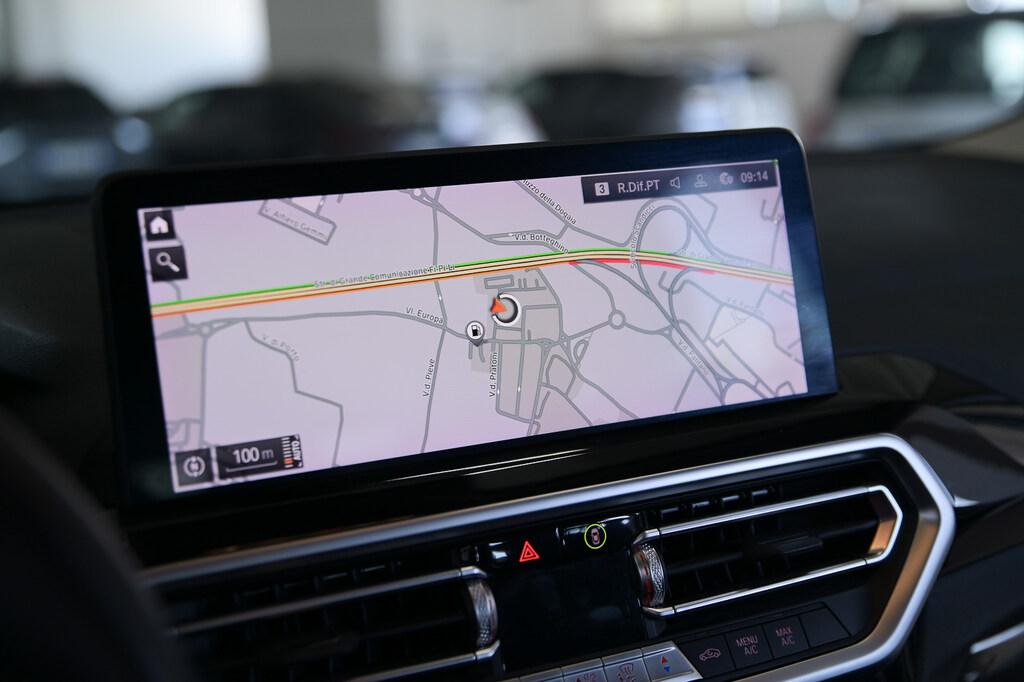 BMW X3 xdrive20d mhev 48V auto
