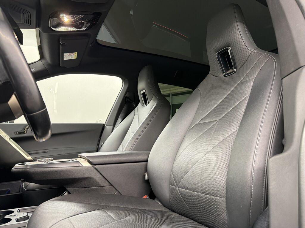 BMW iX xdrive40