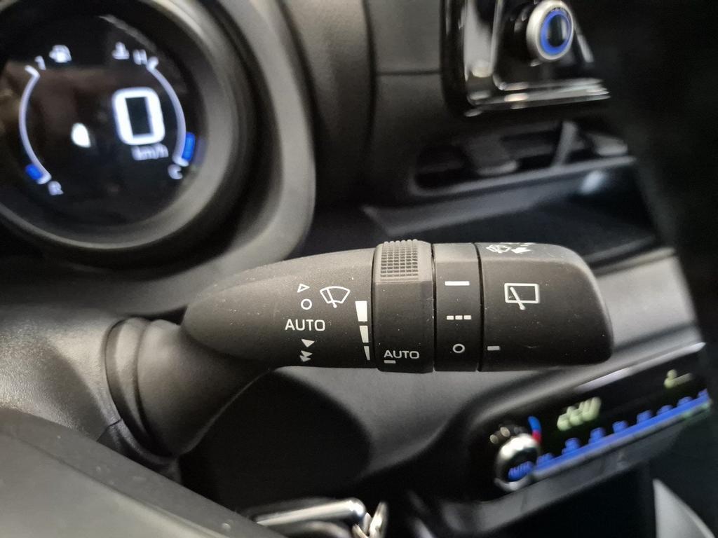 Toyota Yaris 1.5 hybrid Trend