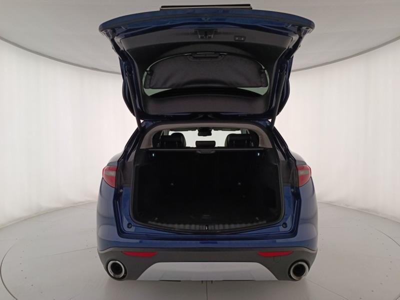 Alfa Romeo Stelvio 2.2 t Executive Q4 210cv auto