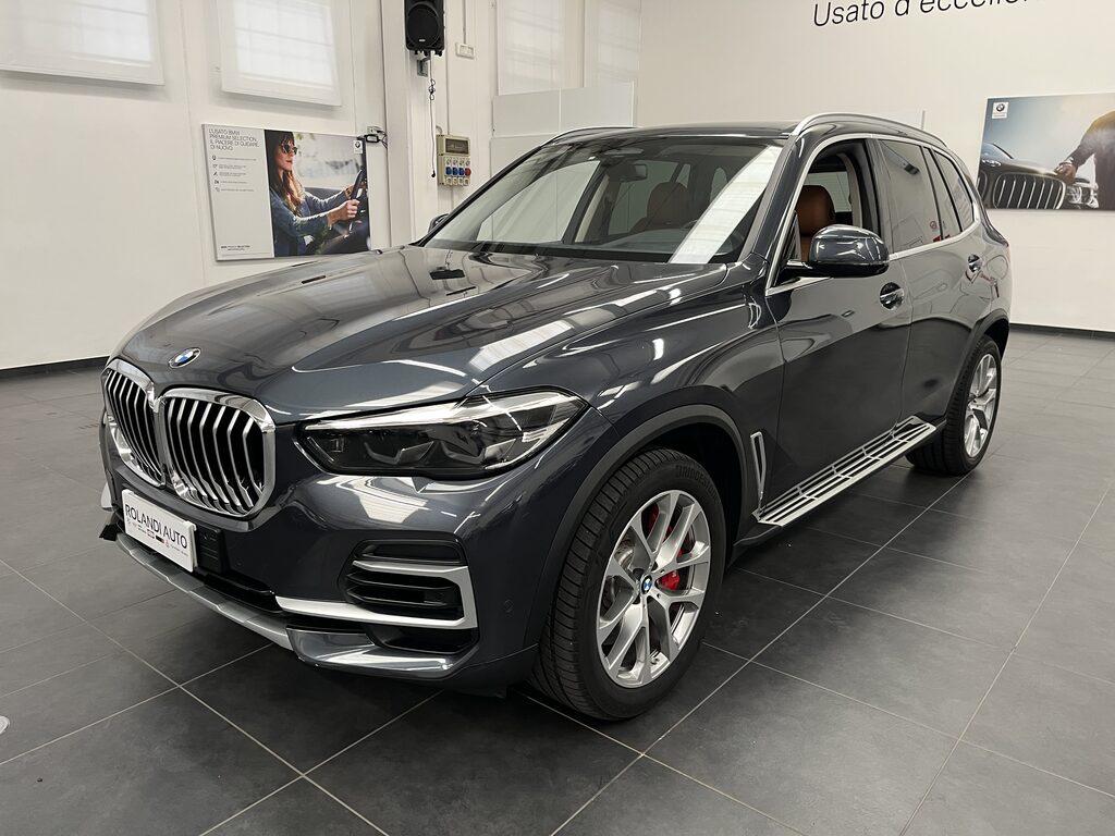 BMW X5 xdrive40d mhev 48V xLine auto