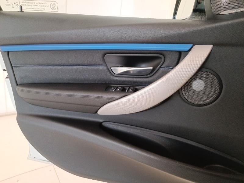 BMW Serie 3 330dA Touring Msport