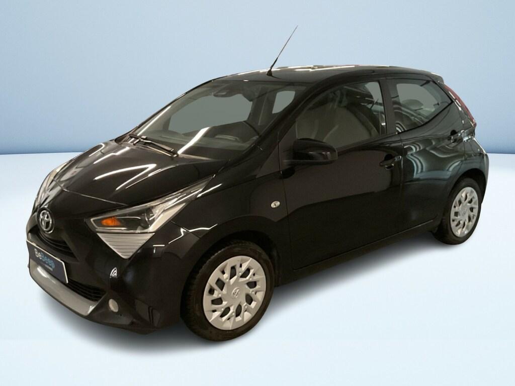 Toyota Aygo 5p 1.0 x-play m-mt 72cv
