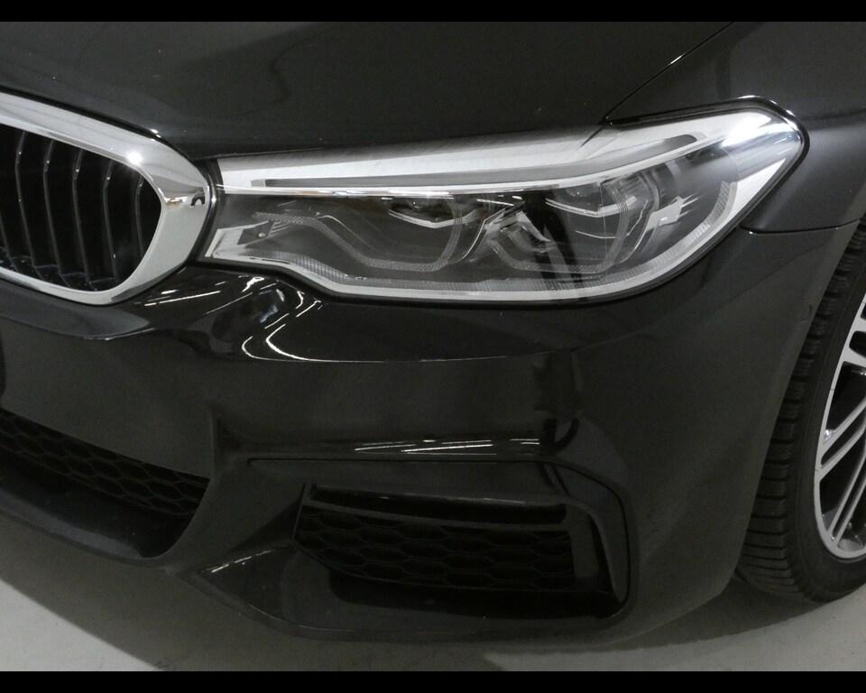 BMW Serie 5 520d mhev 48V xdrive Msport auto