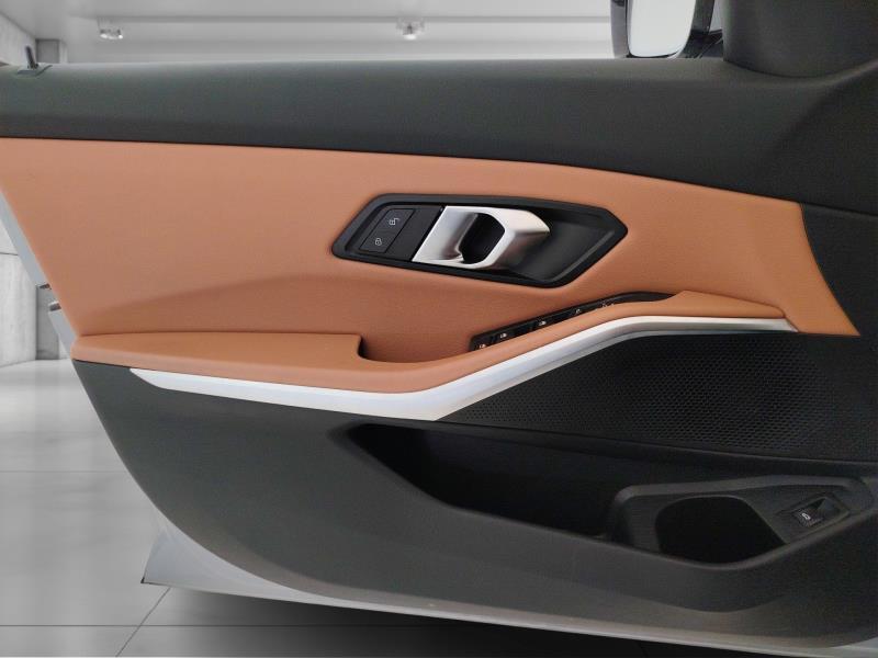 BMW Serie 3 320d Touring mhev 48V Msport xdrive auto