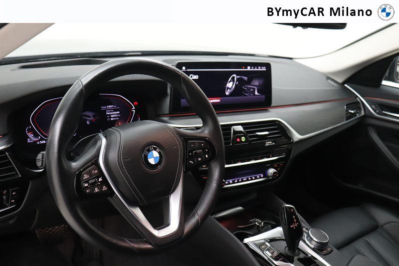 BMW Serie 5 520d Touring mhev 48V xdrive Luxury auto