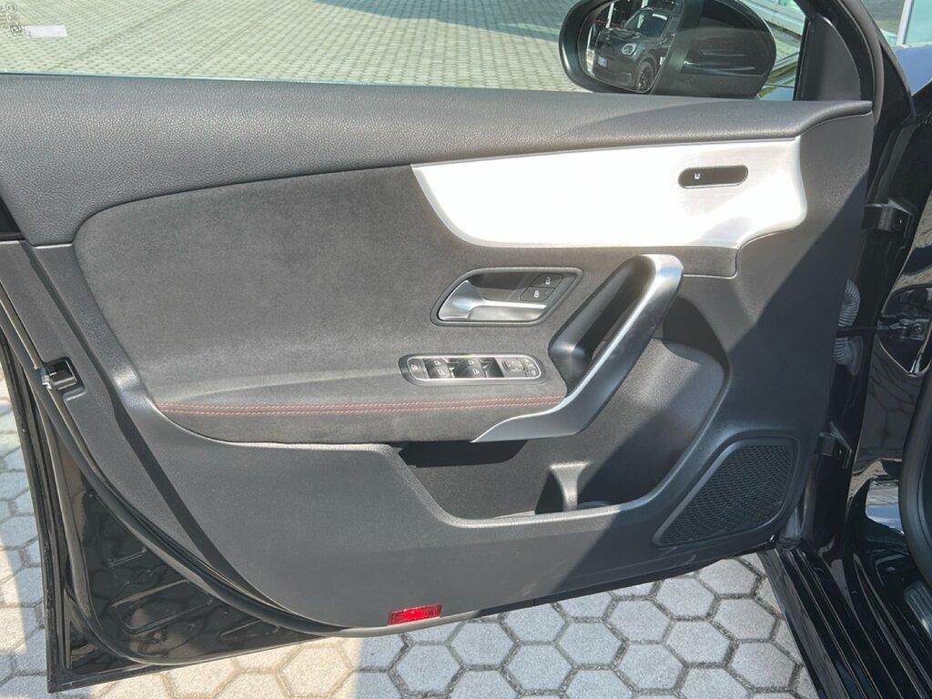 Mercedes Classe A 180 d Digital Edition auto