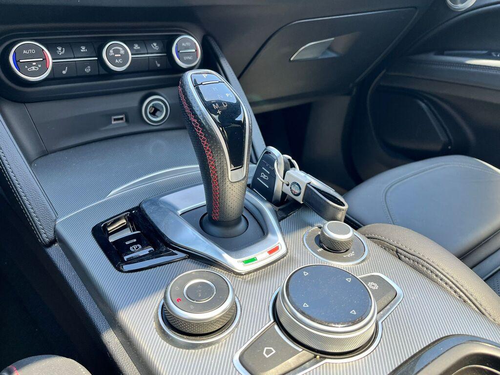 Alfa Romeo Stelvio 2.2 t Competizione Q4 210cv auto
