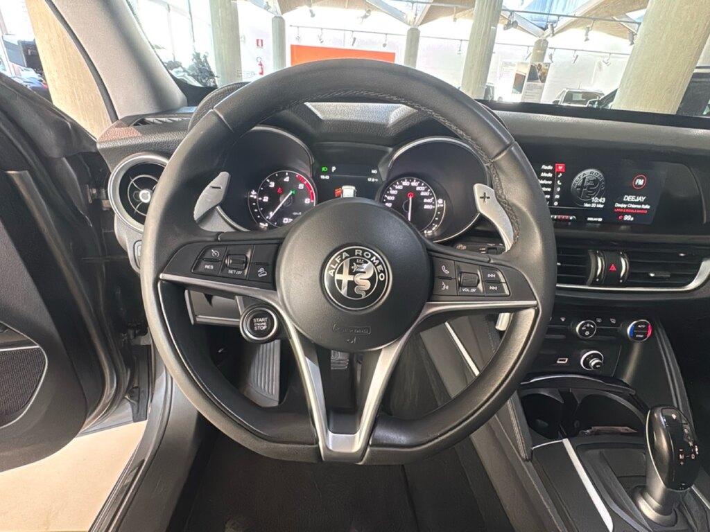 Alfa Romeo Stelvio 2.2 t Executive Q4 210cv auto