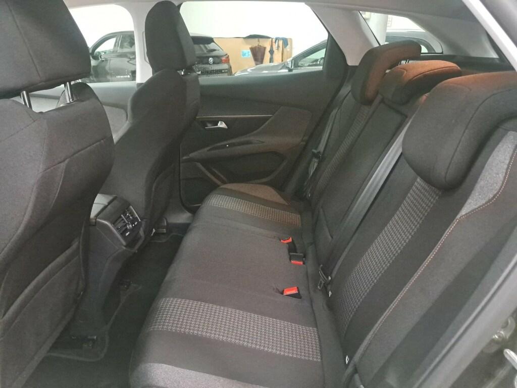 Peugeot 3008 1.2 puretech t. Active s&s 130cv my18