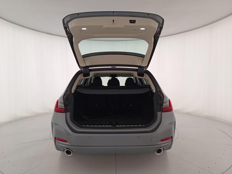 BMW Serie 3 320d Touring mhev 48V auto