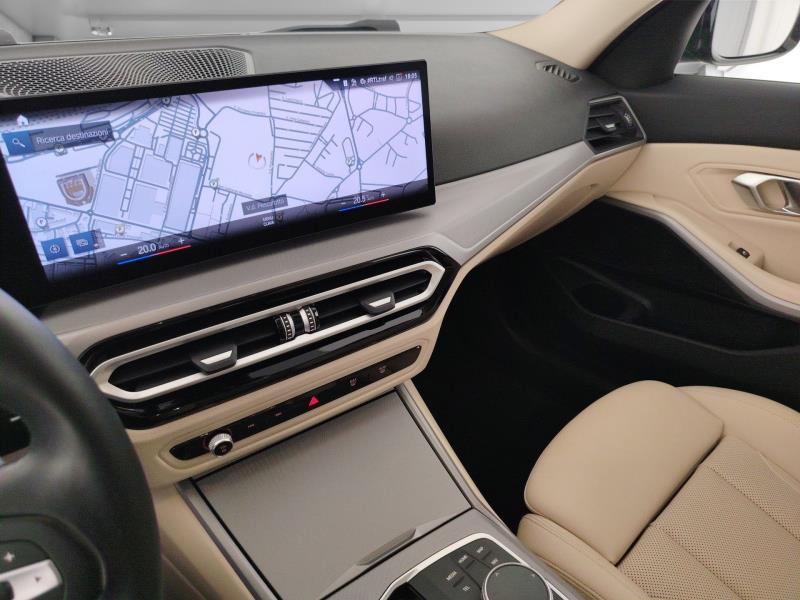 BMW Serie 3 320d Touring mhev 48V auto