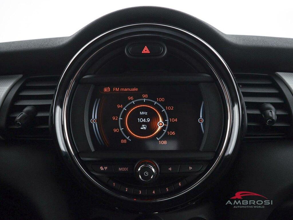 Mini Cooper D 1.5 D Cooper D Seven Auto