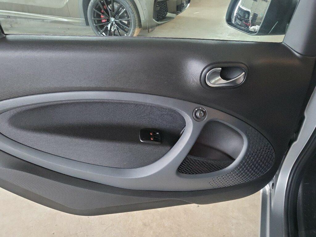 Smart fortwo eq mattrunner 22kW