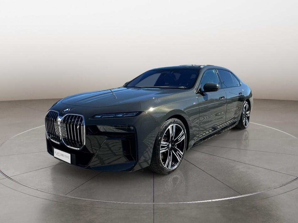 BMW Serie 7 i7 xdrive60 Msport