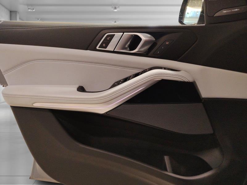 BMW X5 xdrive30d mhev 48V Msport auto