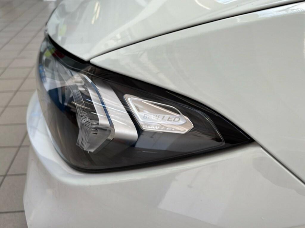 BMW Serie 3 320d mhev 48V auto