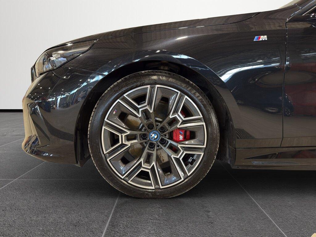 BMW i5 M i5 M60 M Sport Pro