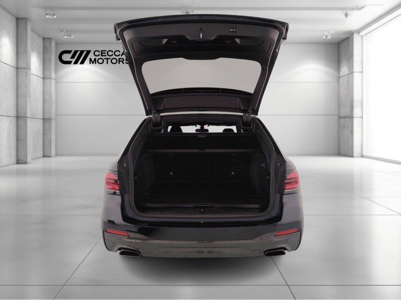 BMW Serie 5 530d Touring mhev 48V xdrive Msport auto