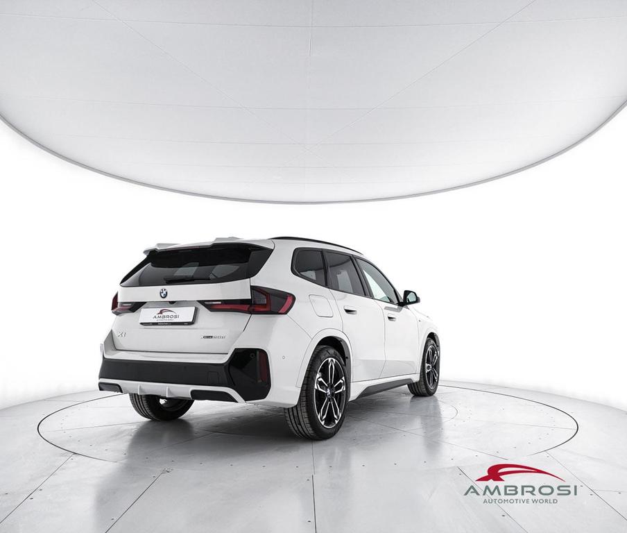 BMW X1 xdrive20d mhev 48V auto