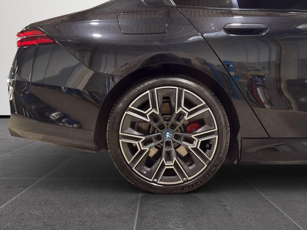 BMW i5 M i5 M60 M Sport Pro