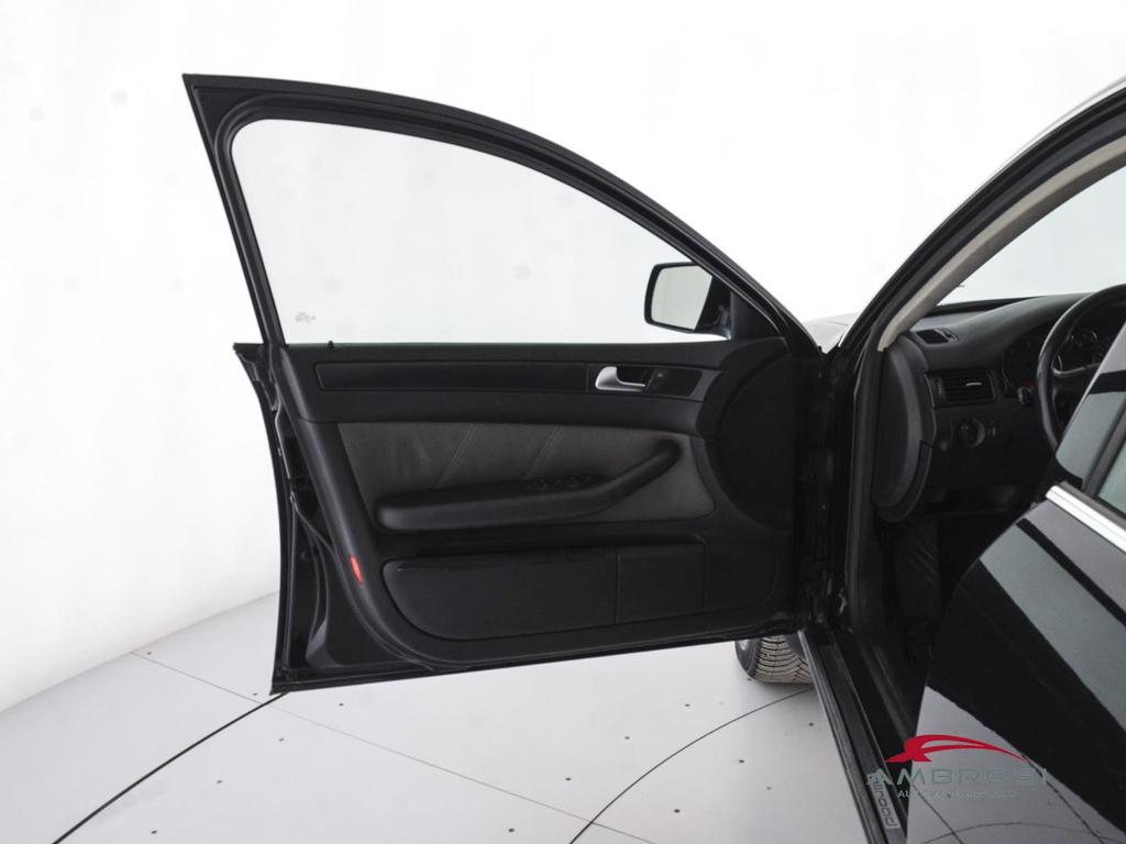 Audi Allroad 2.5 V6 tdi quattro tiptronic