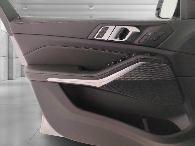 BMW X5 xdrive30d mhev 48V Msport auto