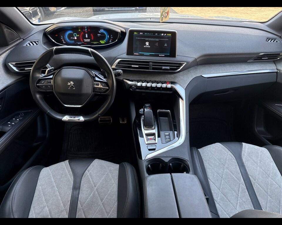 Peugeot 3008 1.6 hybrid4 GT Line 300cv e-eat8