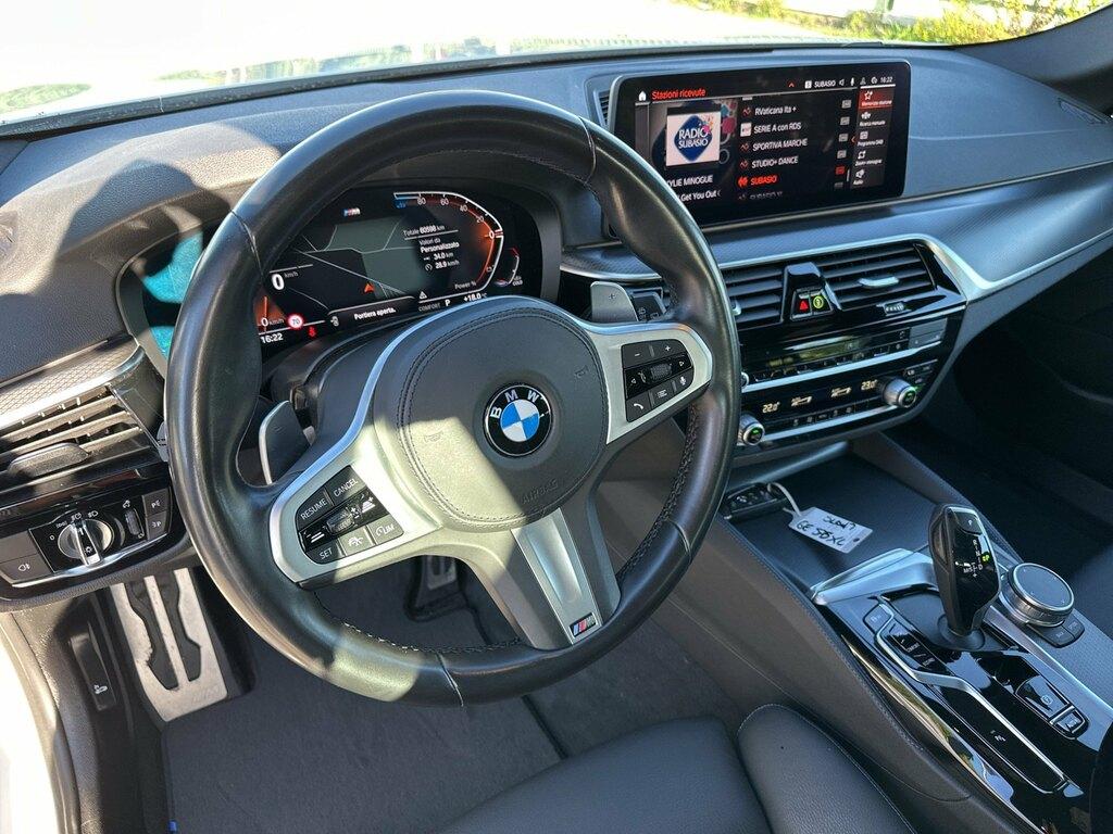 BMW Serie 5 520d Touring mhev 48V xdrive Msport auto