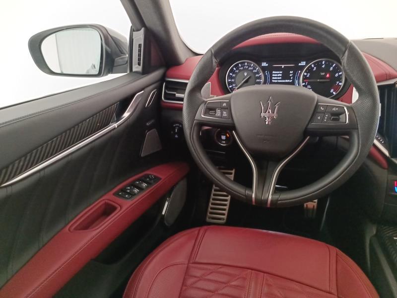 Maserati Ghibli 3.8 V8 Trofeo 580cv rwd auto