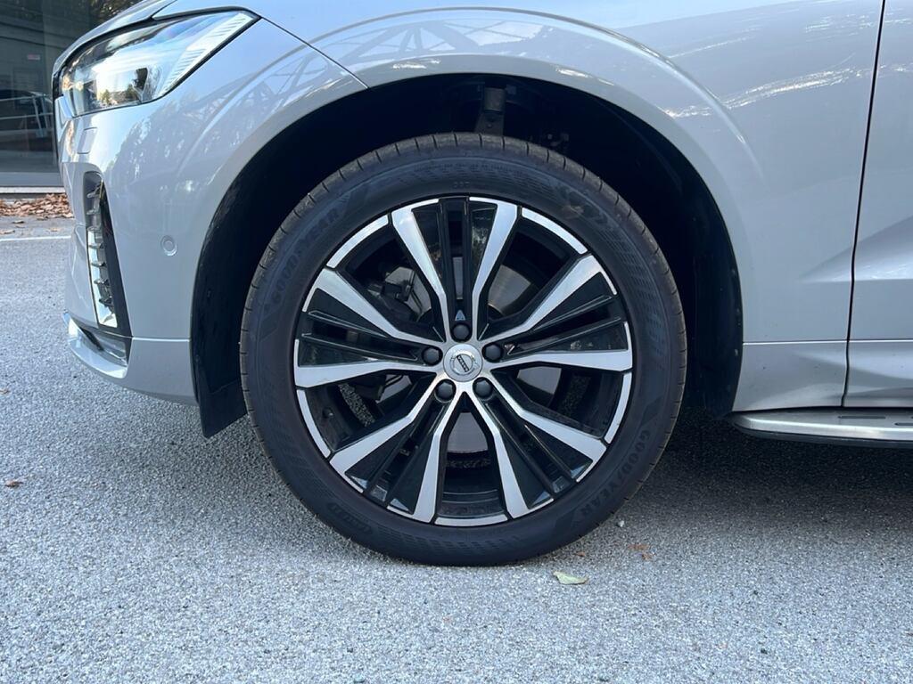 Volvo XC60 2.0 b5 Ultimate Dark awd auto